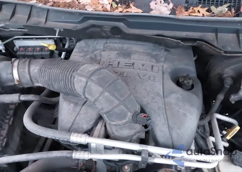 2010 Dodge Ram 1500 Slt/Sport/Trx z USA, uszkodzony, nr VIN 1D7RV1CT0AS140548